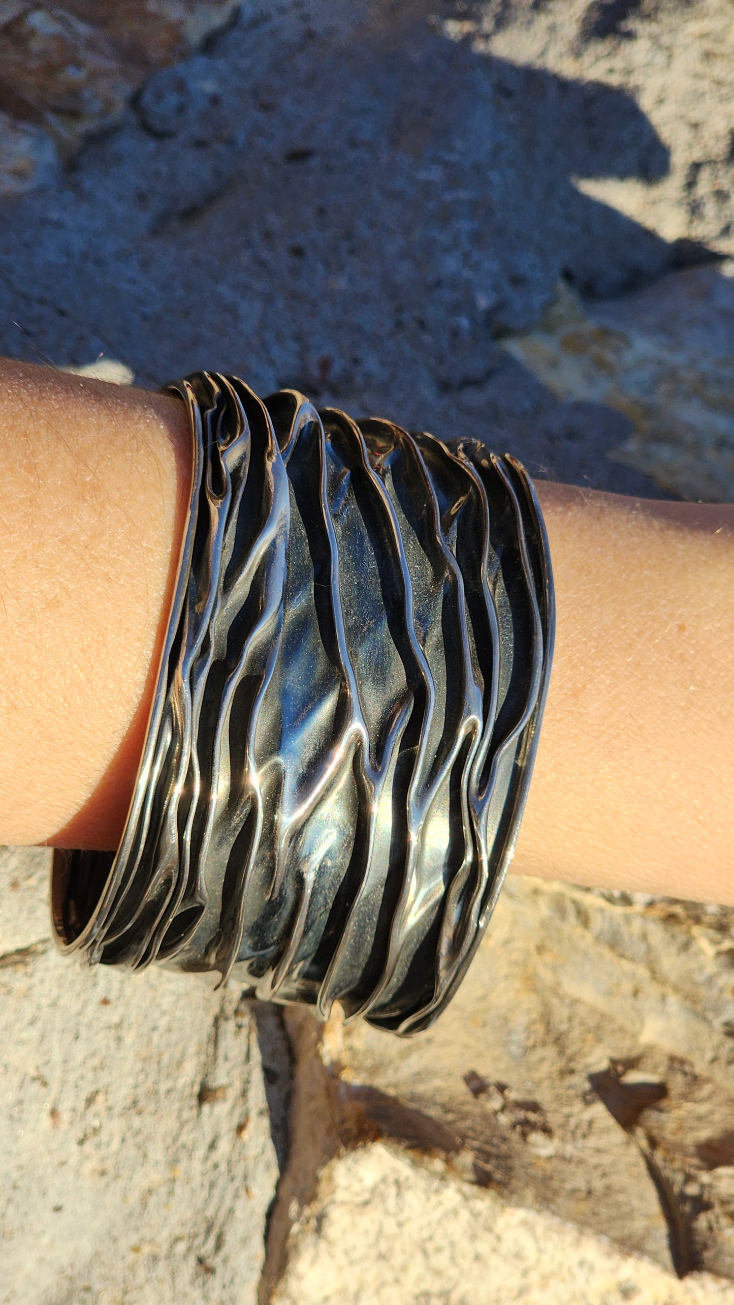 Taxco Wide Rippled Cuff