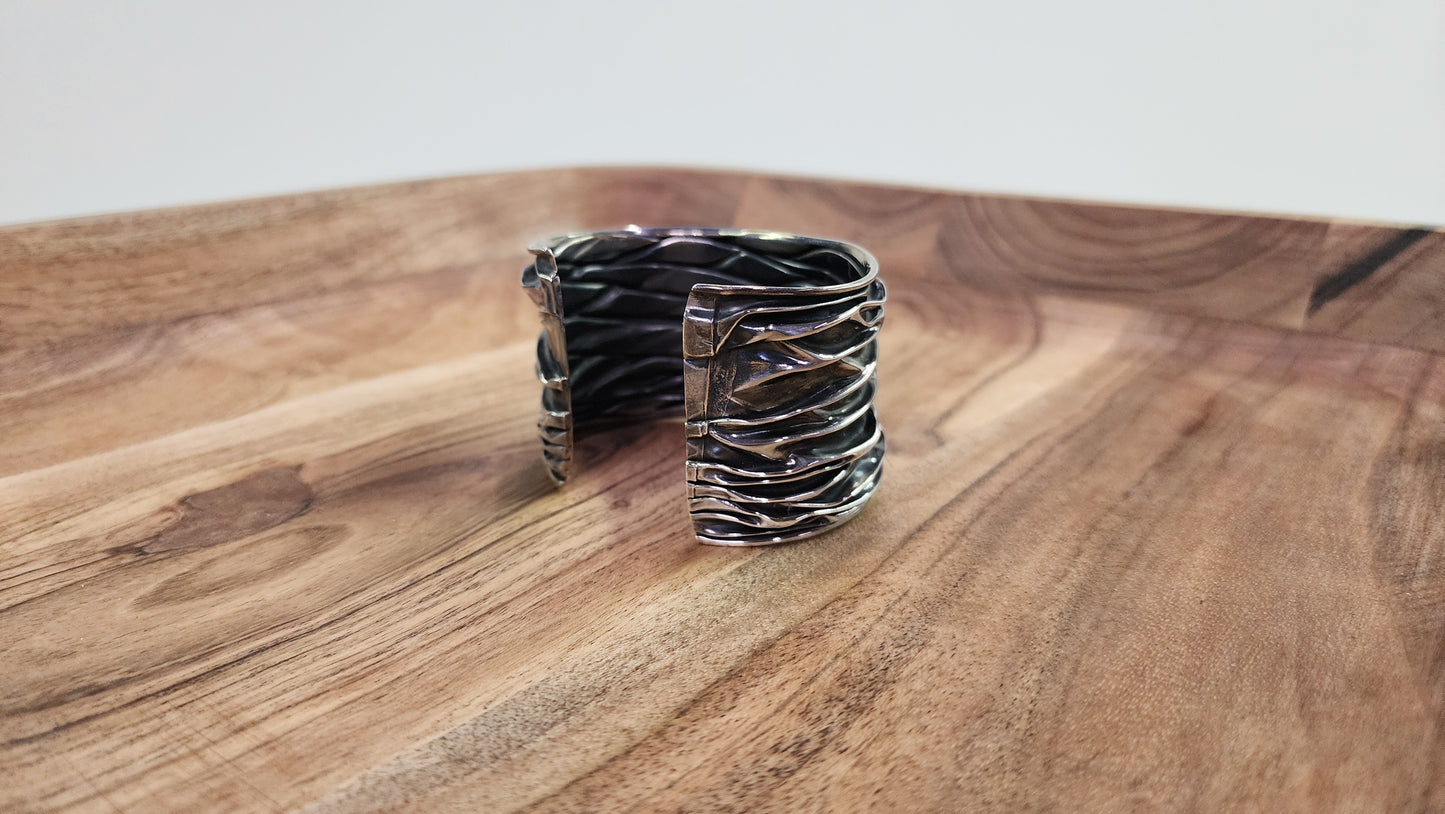 Taxco Wide Rippled Cuff