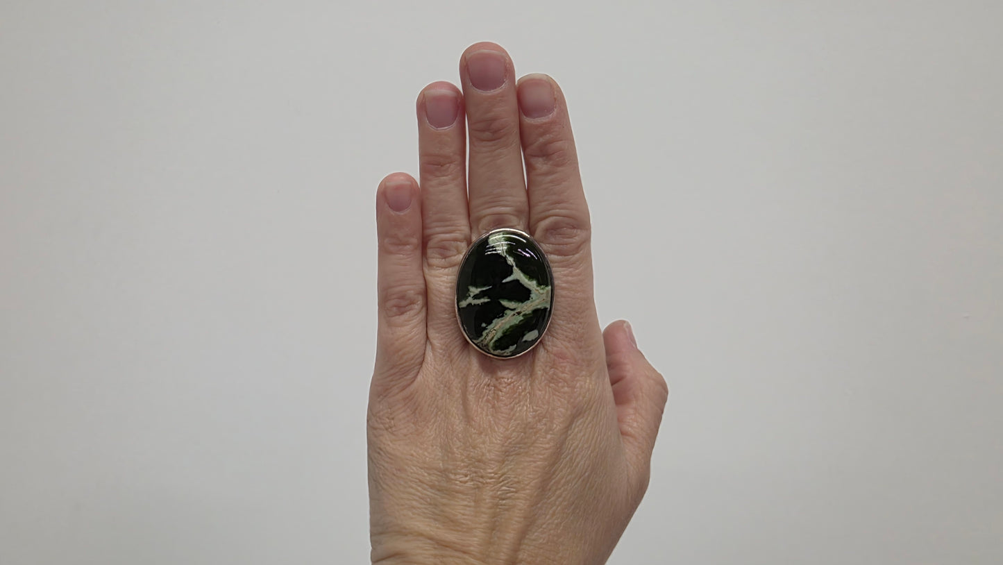 Chrome Chalcedony Ring