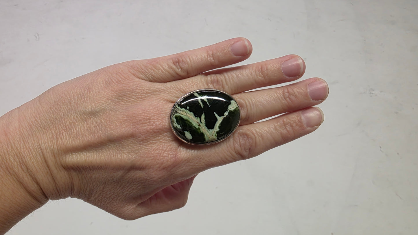 Chrome Chalcedony Ring